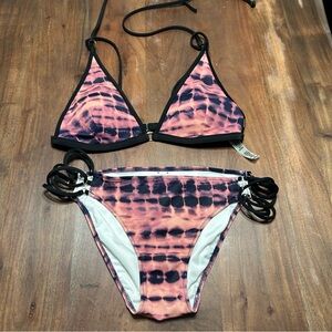 Victoria’s Secret bikini